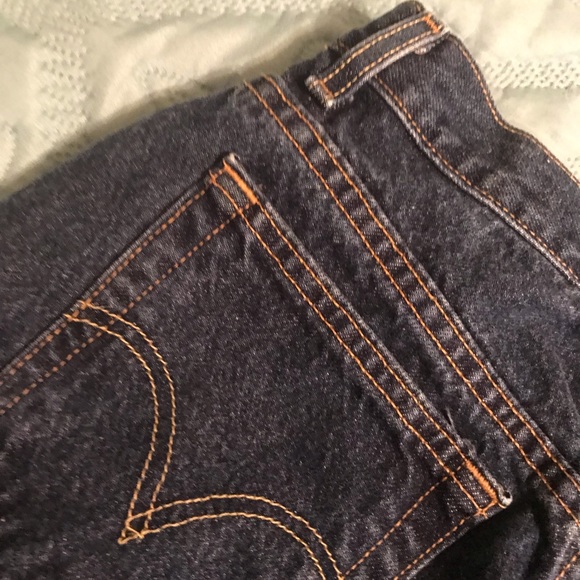 ❤️(74) Ladies size 12 Levi’s classic fit jeans in great condition, barely worn. - Picture 3 of 10